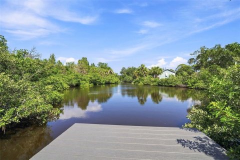 Villa ou maison à vendre à Port Richey, Floride: 3 chambres, 235.32 m2 № 2308290 - photo 30