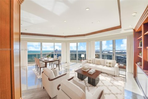 Condo in Bal Harbour, Florida, 3 bedrooms  № 2074473 - photo 3