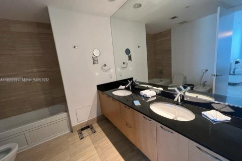 Condominio en alquiler en Sunny Isles Beach, Florida, 2 dormitorios, 135.92 m2 № 2059871 - foto 23