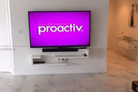 Condominio en alquiler en Sunny Isles Beach, Florida, 2 dormitorios, 135.92 m2 № 2059871 - foto 15