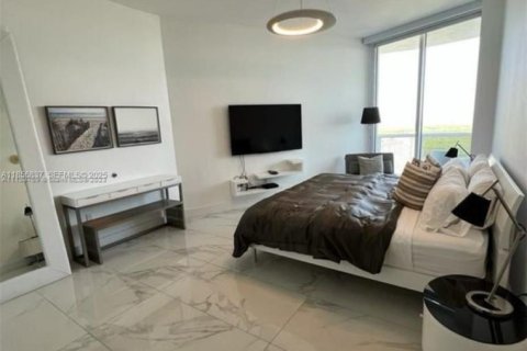 Condominio en alquiler en Sunny Isles Beach, Florida, 2 dormitorios, 135.92 m2 № 2059871 - foto 19