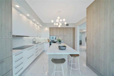 Купить кондоминиум в Майами-Бич, Флорида 3 спальни, 189.52м2, № 2053449 - фото 14