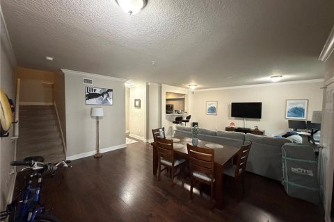 Condo in Orlando, Florida, 2 bedrooms № 2209993 - photo 9