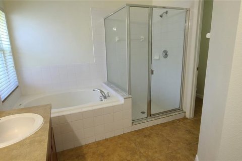 House in Kissimmee, Florida 3 bedrooms, 168.06 sq.m. № 2204618 - photo 14