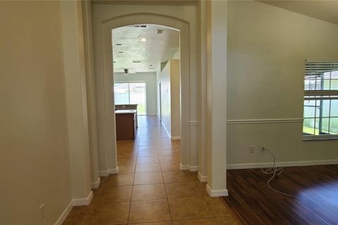 House in Kissimmee, Florida 3 bedrooms, 168.06 sq.m. № 2204618 - photo 4