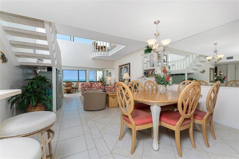 Copropriété à vendre à Englewood, Floride: 3 chambres, 144.09 m2 № 2196770 - photo 4