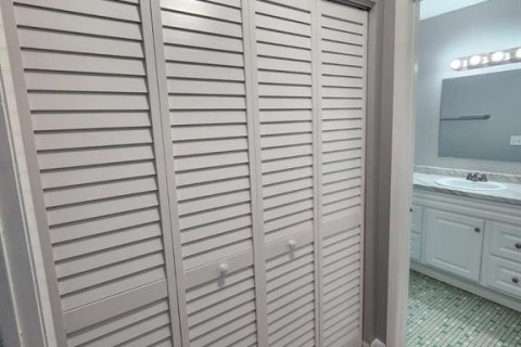 Apartamento en alquiler en Clearwater, Florida, 1 dormitorio, 69.68 m2 № 1829955 - foto 10