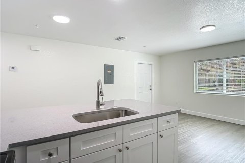 Apartamento en alquiler en Tarpon Springs, Florida, 3 dormitorios, 105.54 m2 № 1838470 - foto 10