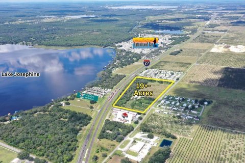 Propiedad comercial en Sebring, Florida № 2081510