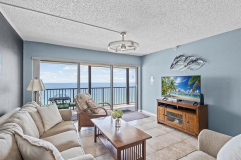 Copropriété à vendre à Madeira Beach, Floride: 2 chambres, 113.81 m2 № 2373971 - photo 11