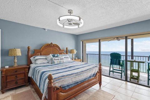 Copropriété à vendre à Madeira Beach, Floride: 2 chambres, 113.81 m2 № 2373971 - photo 18