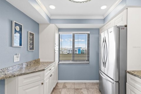 Copropriété à vendre à Madeira Beach, Floride: 2 chambres, 113.81 m2 № 2373971 - photo 5