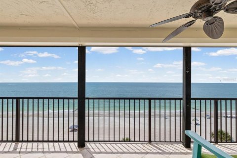 Copropriété à vendre à Madeira Beach, Floride: 2 chambres, 113.81 m2 № 2373971 - photo 2