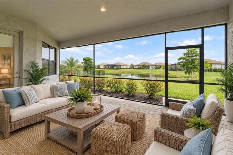 House in LORRAINE LAKES in Bradenton, Florida 4 bedrooms, 208.01 sq.m. № 2408132 - photo 5