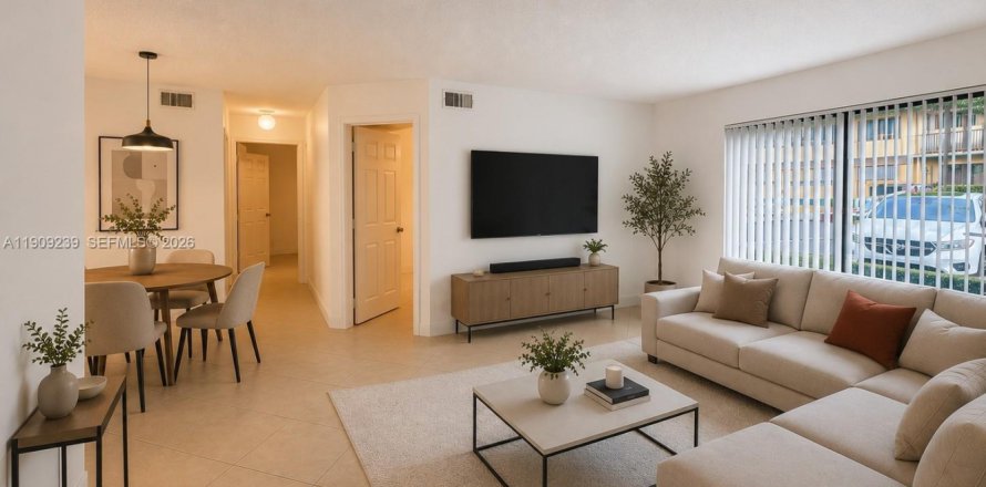 Condo in Deerfield Beach, Florida, 2 bedrooms  № 2082135