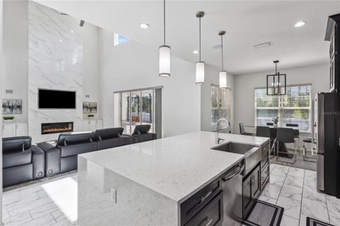 Villa ou maison à vendre à Sanford, Floride: 5 chambres, 421.5 m2 № 1653650 - photo 16