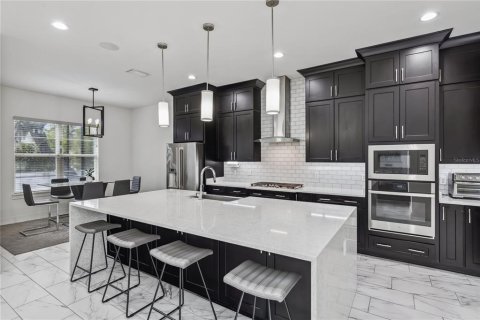 Villa ou maison à vendre à Sanford, Floride: 5 chambres, 421.5 m2 № 1653650 - photo 9