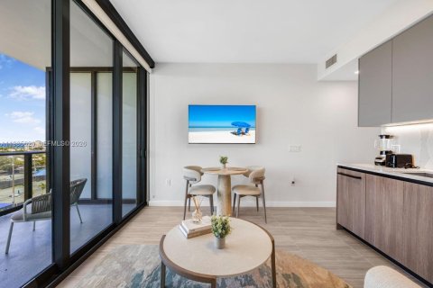 Купить кондоминиум в Майами-Бич, Флорида 1 спальня, 38.28м2, № 2057752 - фото 3