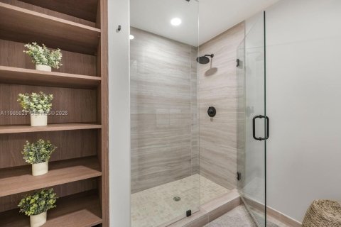 Купить кондоминиум в Майами-Бич, Флорида 1 спальня, 38.28м2, № 2057752 - фото 14