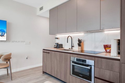 Купить кондоминиум в Майами-Бич, Флорида 1 спальня, 38.28м2, № 2057752 - фото 10