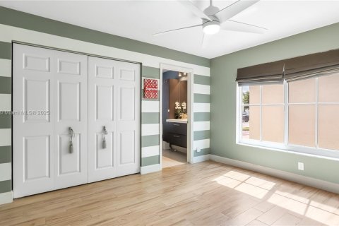 House in Margate, Florida 2 bedrooms, 88.07 sq.m. № 1880320 - photo 7