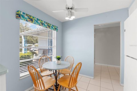Casa en venta en Clearwater, Florida, 2 dormitorios, 113.9 m2 № 2383369 - foto 11