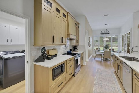 Casa en venta en Ormond Beach, Florida, 3 dormitorios, 180.97 m2 № 2295180 - foto 17