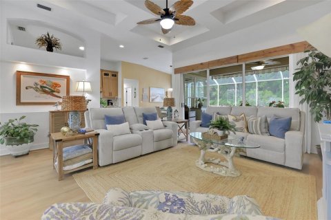 Casa en venta en Ormond Beach, Florida, 3 dormitorios, 180.97 m2 № 2295180 - foto 5