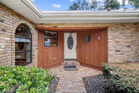 House in Mims, Florida 3 bedrooms, 261.89 sq.m. № 2406776 - photo 12