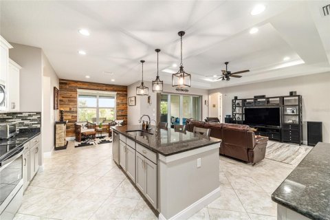Villa ou maison à vendre à Ocala, Floride: 4 chambres, 237.09 m2 № 2209364 - photo 13