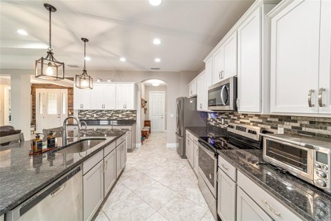 Villa ou maison à vendre à Ocala, Floride: 4 chambres, 237.09 m2 № 2209364 - photo 10