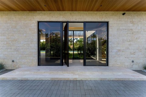 Casa en venta en Miami, Florida, 6 dormitorios, 1128.95 m2 № 2173652 - foto 6