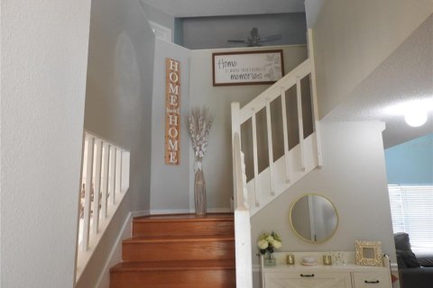 House in Tampa, Florida 3 bedrooms, 203.83 sq.m. № 1815962 - photo 3