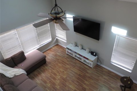 House in Tampa, Florida 3 bedrooms, 203.83 sq.m. № 1815962 - photo 8