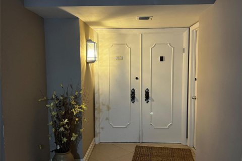 Copropriété à vendre à Fort Lauderdale, Floride: 2 chambres, 153.29 m2 № 2439310 - photo 20