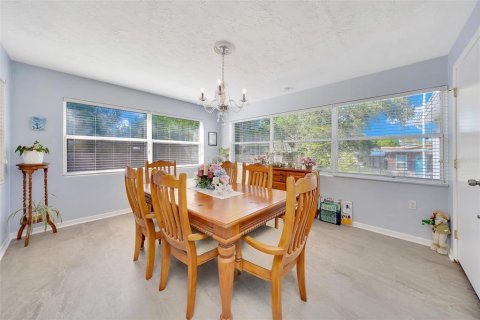 House in Beverly Hills, Florida 3 bedrooms, 158.4 sq.m. № 1749252 - photo 23