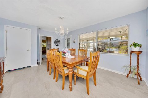 House in Beverly Hills, Florida 3 bedrooms, 158.4 sq.m. № 1749252 - photo 24