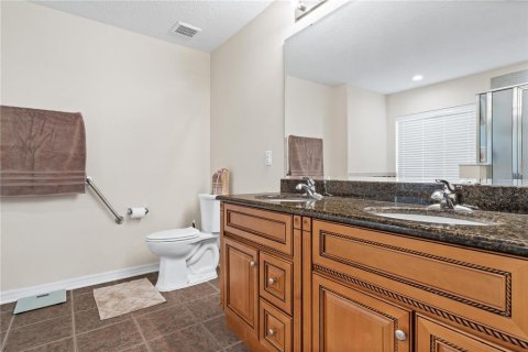 House in Apopka, Florida 4 bedrooms, 257.62 sq.m. № 1805552 - photo 26