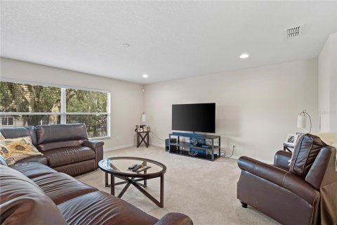 House in Apopka, Florida 4 bedrooms, 257.62 sq.m. № 1805552 - photo 13