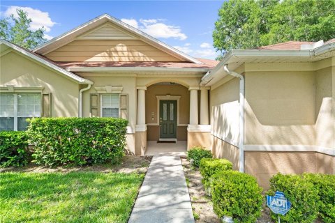 House in Apopka, Florida 4 bedrooms, 257.62 sq.m. № 1805552 - photo 5