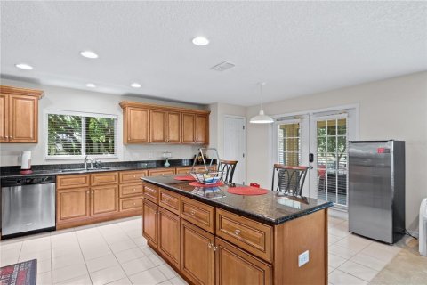 House in Apopka, Florida 4 bedrooms, 257.62 sq.m. № 1805552 - photo 18