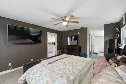 House in Ocala, Florida 4 bedrooms, 175.12 sq.m. № 2213567 - photo 13