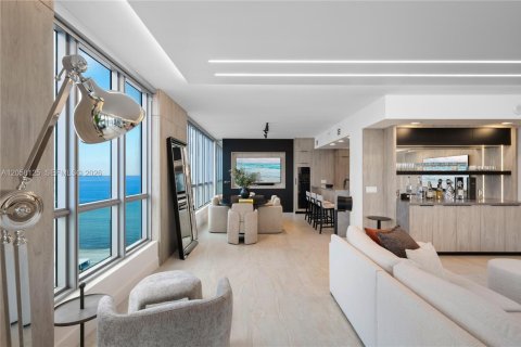 Copropriété à vendre à Hollywood, Floride: 3 chambres, 265.42 m2 № 2248934 - photo 11