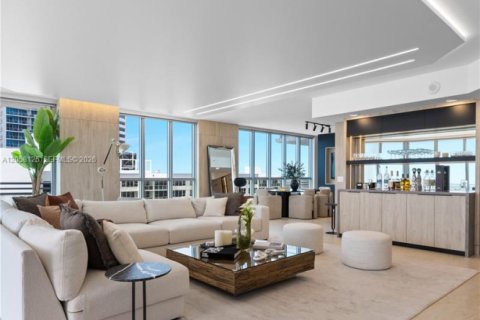 Copropriété à vendre à Hollywood, Floride: 3 chambres, 265.42 m2 № 2248934 - photo 3