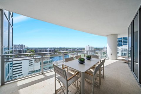 Copropriété à vendre à Hollywood, Floride: 3 chambres, 265.42 m2 № 2248934 - photo 26