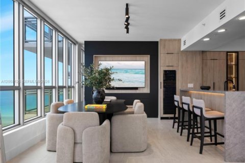 Copropriété à vendre à Hollywood, Floride: 3 chambres, 265.42 m2 № 2248934 - photo 7