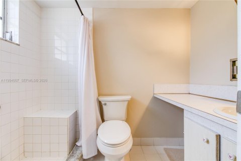 Condo in Deerfield Beach, Florida, 1 bedroom  № 2244212 - photo 29