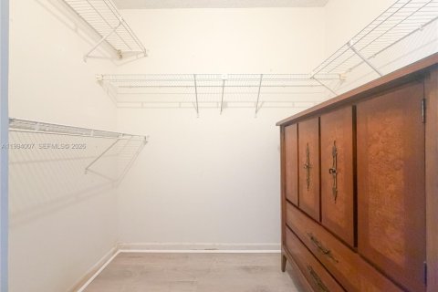 Condo in Deerfield Beach, Florida, 1 bedroom  № 2244212 - photo 28
