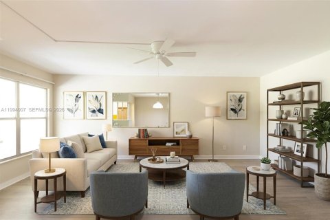 Condo in Deerfield Beach, Florida, 1 bedroom  № 2244212 - photo 9