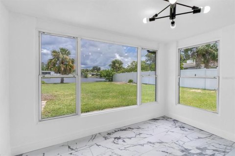 Villa ou maison à vendre à New Port Richey, Floride: 2 chambres, 86.96 m2 № 1900839 - photo 20